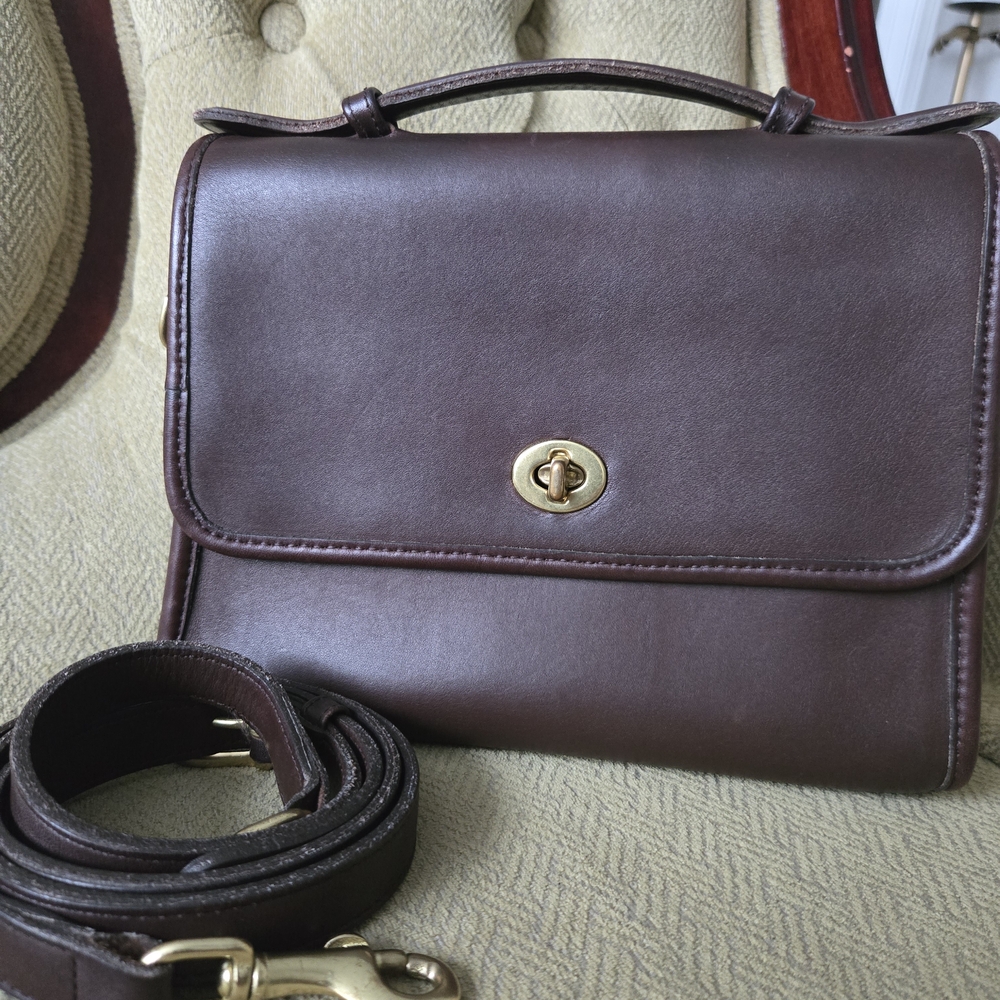 Vintage Coach Court Bag 9870
